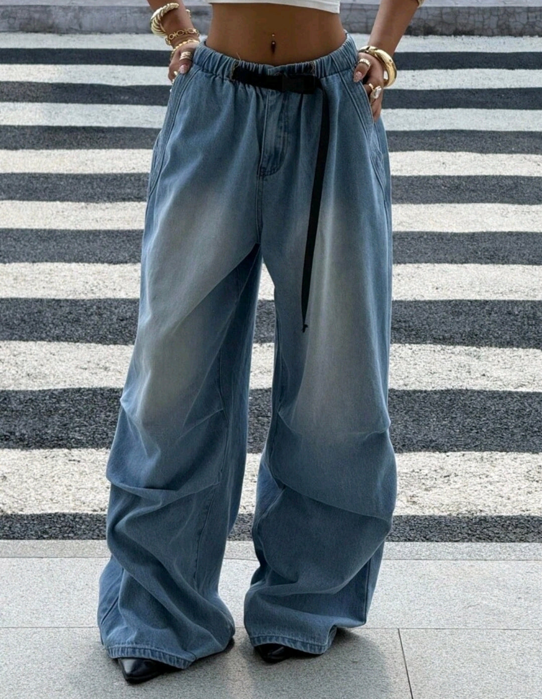 Buckle Waist Belt Pleated Wide Leg Loose Denim Pants